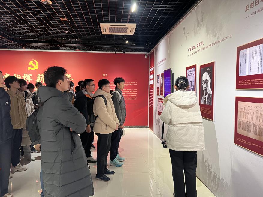 ec8074b10d44acbccad94eab31b829d5